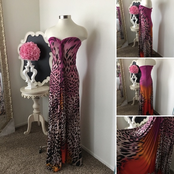 Roberto Cavalli Dresses & Skirts - 🌺Roberto Cavalli 
Gorgeous Fabric For Design
